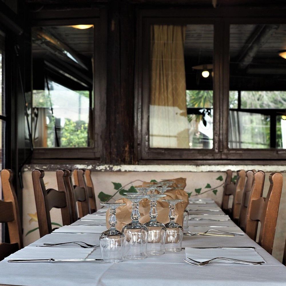 Panorama sulla vallata dal borgo di Ceri vicino alla Trattoria La Rocca